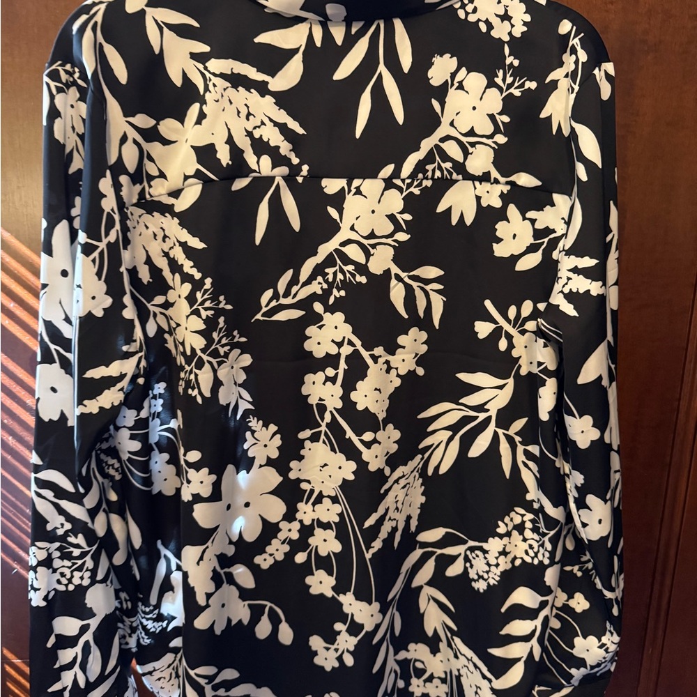 Floral Black and White Women's SILK Top - Picture 3 of 5
